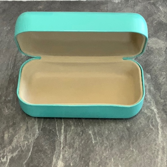 Luxury/Designer Shopping Bags, Boxes, and…. - Picture 7 of 8